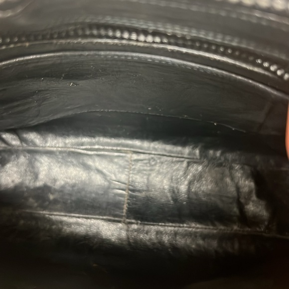 Gucci Leather Shoulder Bag - Picture 10 of 12